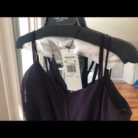 DAYMOR MOG Dress - Picture 3 of 8